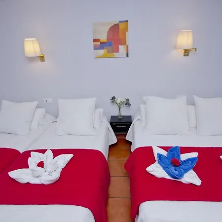 Barcelona City Rooms Hostal-2